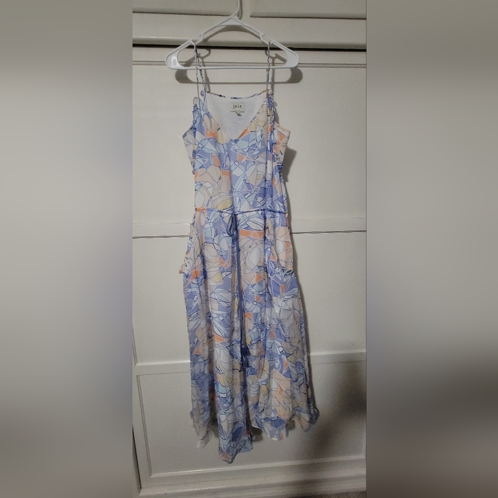 Dainty ruffles frame an airy chiffon maxi dress fashioned w Pockets Size Medium - Picture 2 of 9